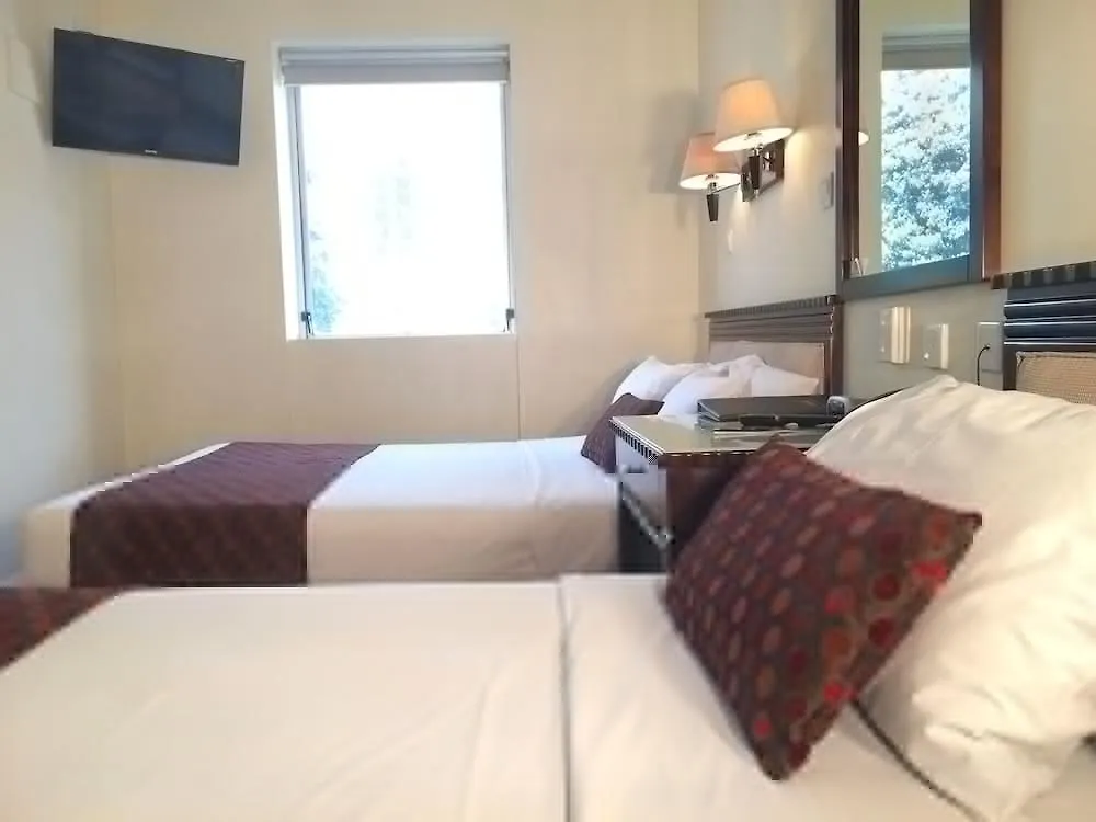***  Trinity Hotel Wellington Yeni Zelanda